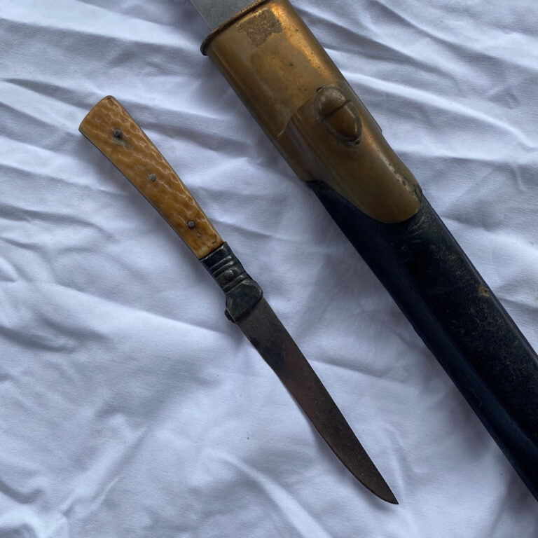 German Clamshell Hunting Cutlass Etched With Skinning Knife Fitzkee