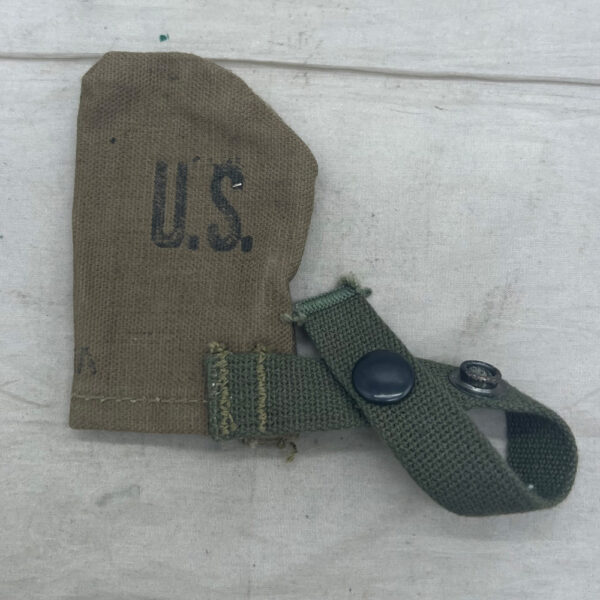 WW2 US Muzzle Cover Victory MFG 1944