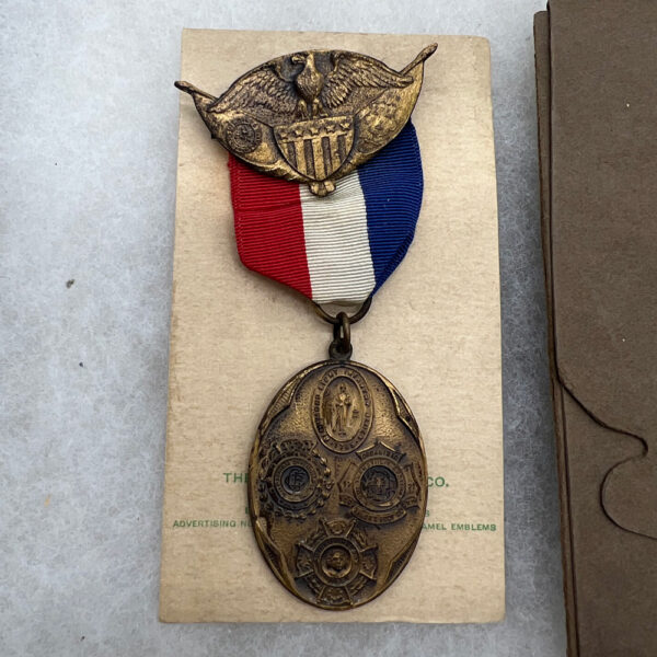 1926 Connecticut 1st / 2nd Company Governors Foot Guard Medal Boxed Visit to England - Image 2