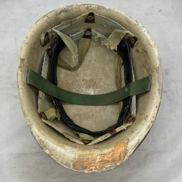 Iraqi Republican Guard M80 Helmet - Image 7