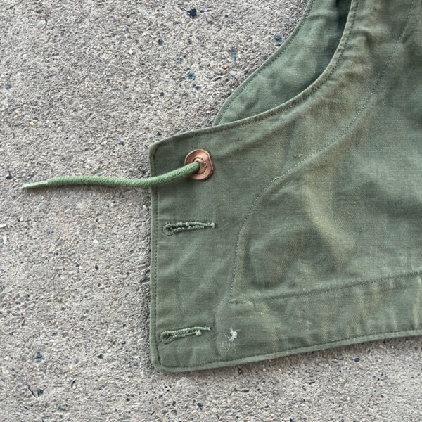 WW2 US M-1943 Field Jacket Hood Size Medium - Image 2