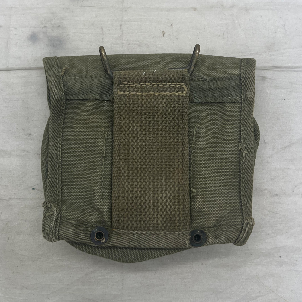 WW2 US Jungle First Aid Pouch 1945 – Fitzkee Militaria Collectibles