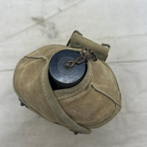 WW2 US Marine Corps Porcelain Canteen With 3rd Pattern Cover - Image 5