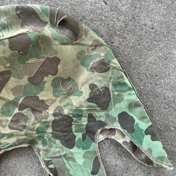 Korean War US Marine Corps Frogskin Camo Helmet Cover 1953 - Image 3