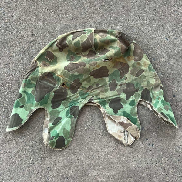 Korean War US Marine Corps Frogskin Camo Helmet Cover 1953 - Image 5