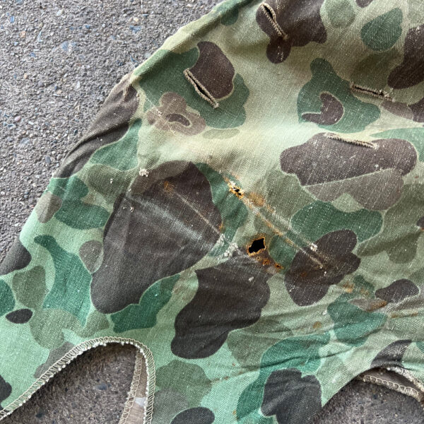 Korean War US Marine Corps Frogskin Camo Helmet Cover 1953 - Image 6