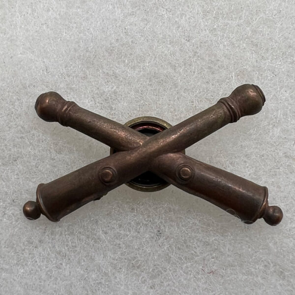 Pre-WW1 US Army Artillery Hat Badge Screwback