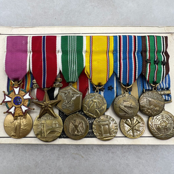 WW2 / Korean War US Army Officer Miniature Medal Rack ID'd - Image 2