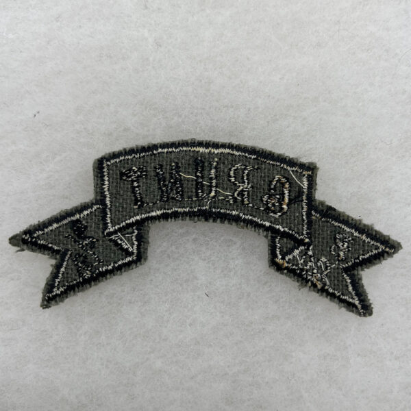 US Army B Company 2nd Battalion 8th Mechanized Infantry 4th Infantry Division Scroll Vietnamese Made - Image 2