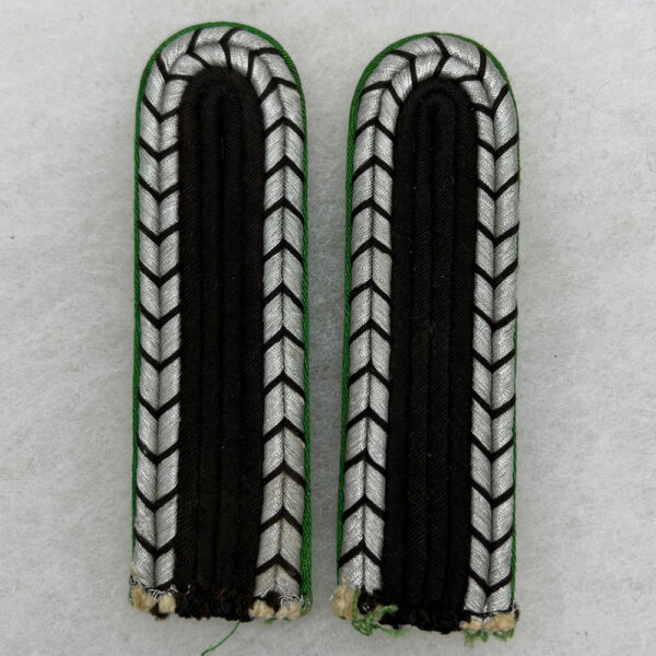 WW2 German Schutzpolizei Shoulder Board Set Wachtmeister