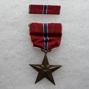 WW2 US Army Bronze Star Medal With Ribbon Bar