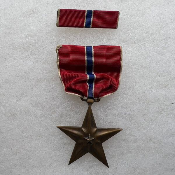 WW2 US Army Bronze Star Medal With Ribbon Bar