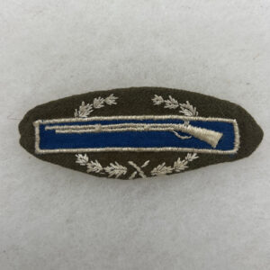 WW2 US Army Combat Infantry Badge Cloth Theater Made