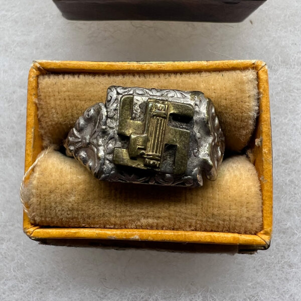 WW2 Italian-German Friendship Ring Boxed - Image 2