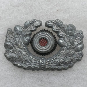WW2 German Army Visor Hat Wreath / Cockade Set