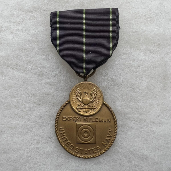 WW2 US Navy Expert Rifleman Medal