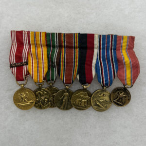 WW2 / 1950s US Army Miniature Medal Bar Rack