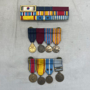WW2 / Korean War US Navy Ribbon Bar Rack / Miniature Medal Grouping