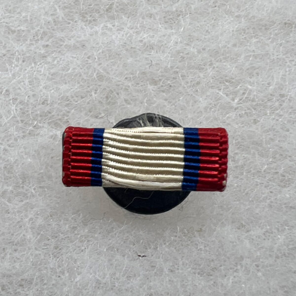 WW2 US Distinguished Service Medal Lapel Pin