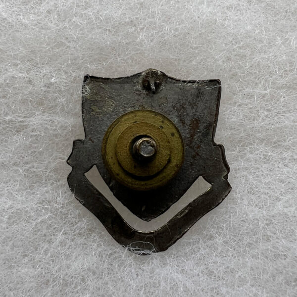 WW2 US Army 114th Infantry Regiment 29th Division DUI Screwback - Image 2