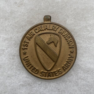 US Army 1st Air Cavalry Division First Team Vietnam Medal