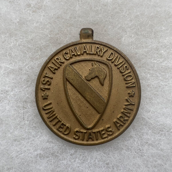 US Army 1st Air Cavalry Division First Team Vietnam Medal