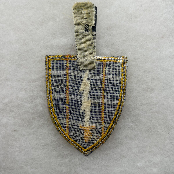 US Army 1st Signal Battalion Pocket Hanger Vietnamese Made - Image 2