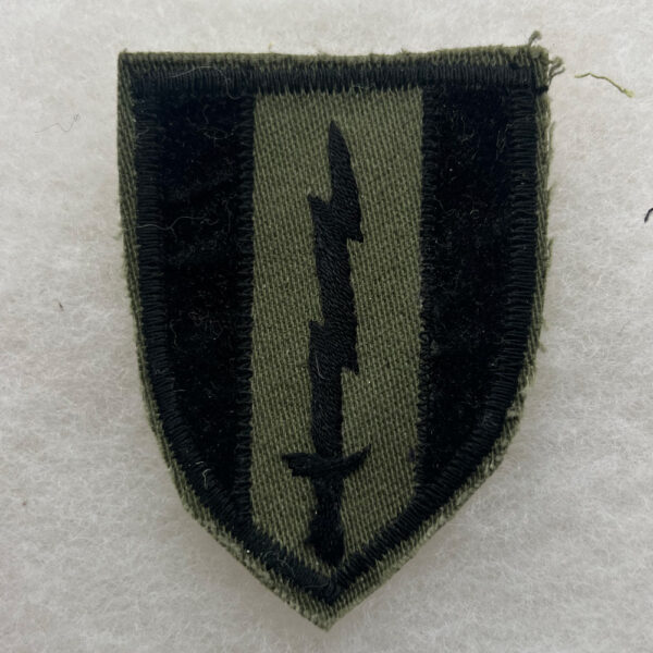 US Army 1st Signal Brigade Patch Subdued Vietnamese Made