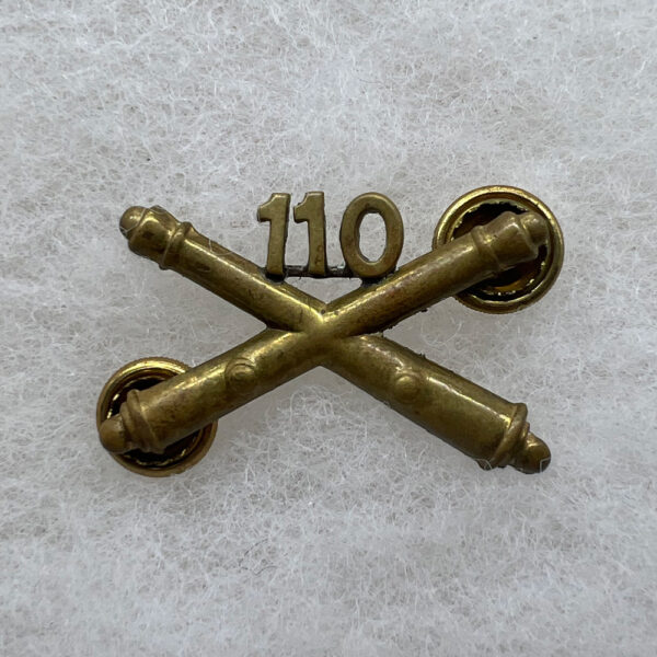 WW2 US Army 110th Artillery 29th Division Officer Collar Insignia Screwback