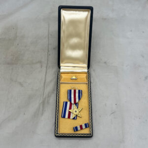 WW2 US Silver Star Medal Complete With Case