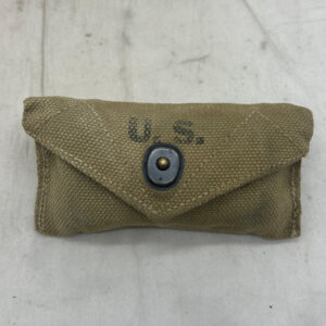 WW2 US Army First Aid Pouch With Bandage 1942 Dated