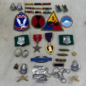 WW2 / Korean War US Army Armored Officer Medal / Insignia Grouping