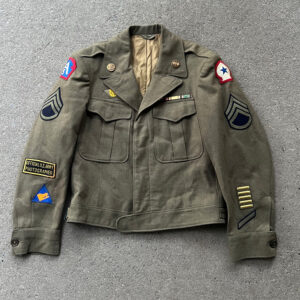 WW2 US 5th Army Photographer Ike Jacket Theater Made Tab