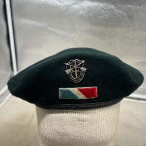 Vietnam War US Army 11th Special Forces Group Green Beret 1974 Dated Size 7 Named