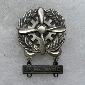 WW2 US Army Air Force Technician Badge With AP Mechanic Bar Sterling
