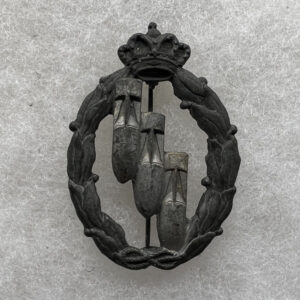 WW2 Italian Air Force Bomber Qualification Badge Silver Grade
