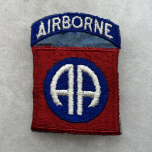 WW2 US Army 82nd Airborne Division Patch Attached Tab Blue Insert