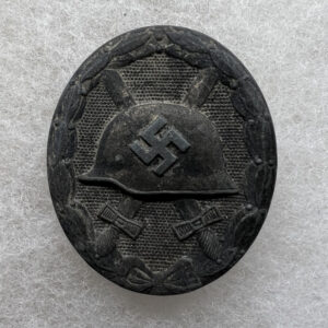 WW2 German Silver Wound Badge L24 Maker Marked