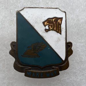 US Army 90th Reconnaissance Battalion DUI Pinback Theater Made