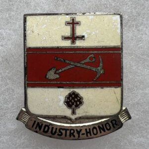 US Army 317th Engineer Battalion DUI Pinback German Made