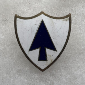 1930s US Army 26th Infantry Regiment DUI Screwback Amcraft