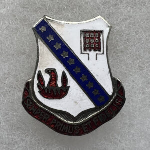 WW2 US Army 240th Coast Artillery DUI Pinback
