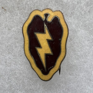 US Army 25th Infantry Division DUI Pinback Japanese Made