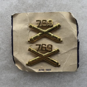 WW2 US Army 769th Artillery Officer Collar Insignia Set On Card African American Unit