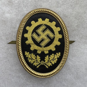 WW2 German DAF Cap Badge Insignia